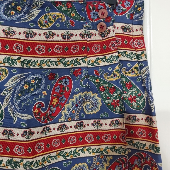 Talbots Paisley Wrap Skirt with Buttons - Size 6 - Picture 4 of 7